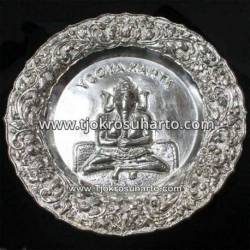 ELM 067 Piring Bulat Tatah Perak Tanggung D 16 Cm