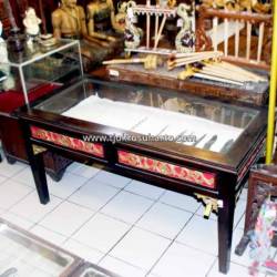 CTP 191 Meja Kaca tempat penyimpanan keris TMW
