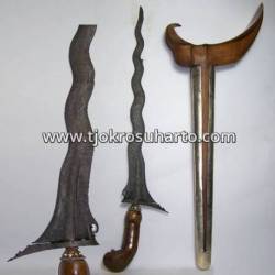 CKK 089 Keris Carito Pamor Kulit Semongko Luk 11 Tuban (C1) V1