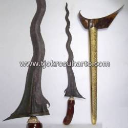Keris Sabuk Inten luk 11 kelengan mataram (B1)