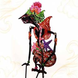 JPS 221 Wayang 20 cm Batik Kresno