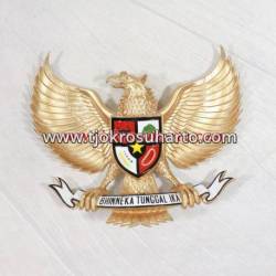 Fiber Garuda Kuningan Berwarna 50 cm SJD