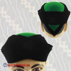 Kuluk Santri bludru hitam hijau 6 ANB